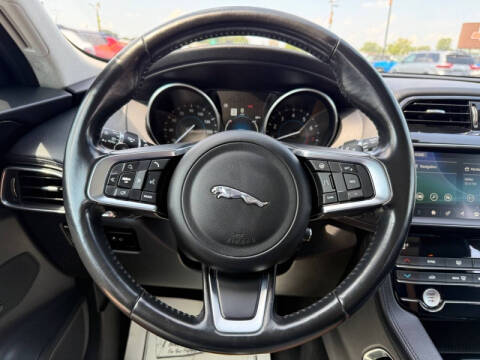 2020 Jaguar F-PACE 30t Prestige