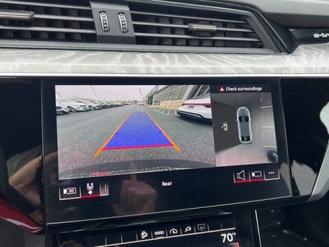 2024 Audi Q8 Sportback e-tron quattro Premium Plus S line