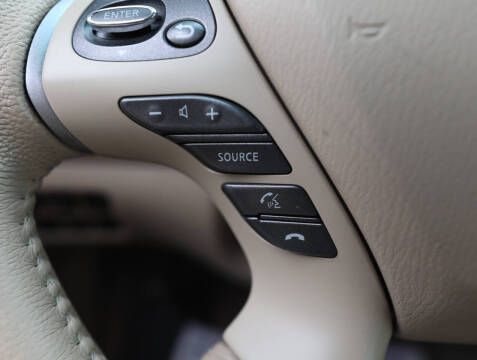 2013 Nissan Pathfinder SL