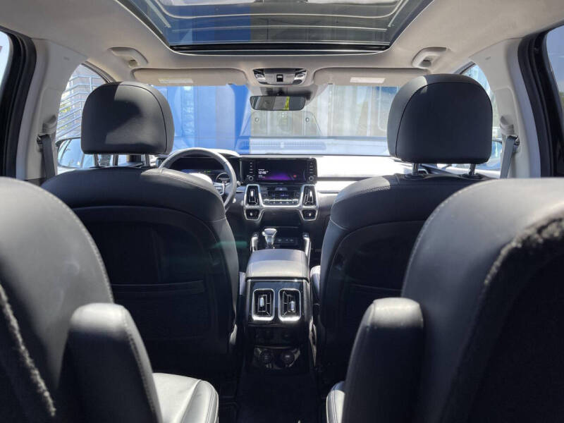 2023 Kia Sorento SX