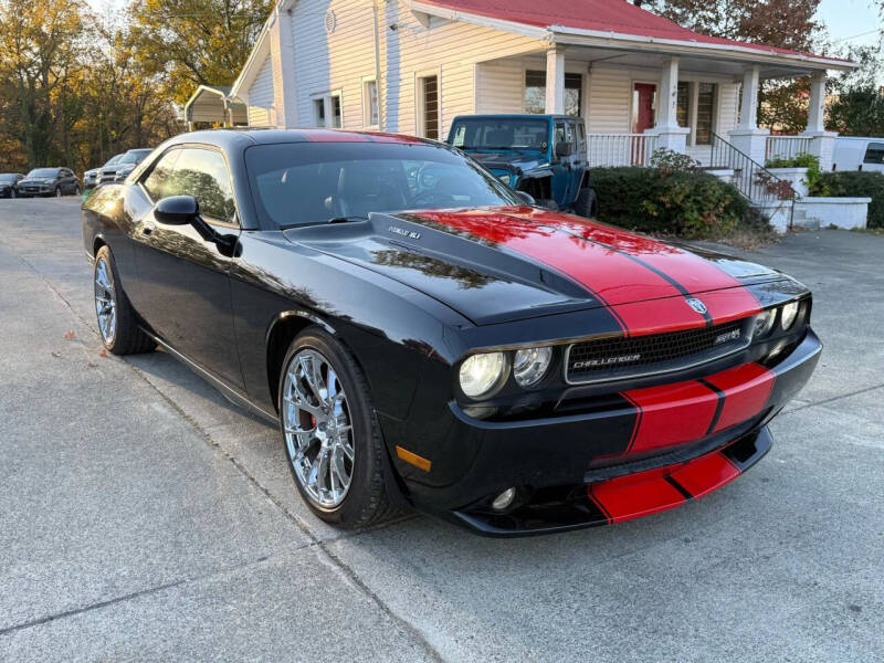 2009 Dodge Challenger SRT8