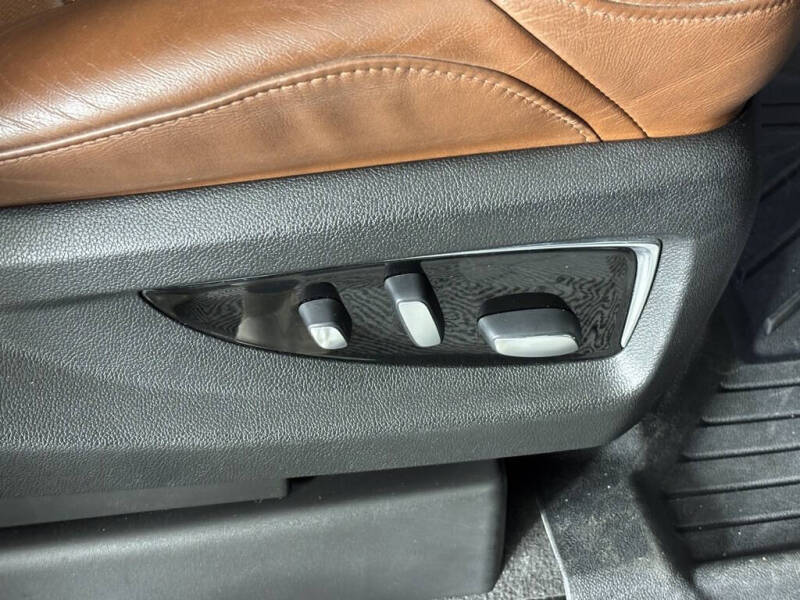 2020 Cadillac Escalade ESV Premium Luxury