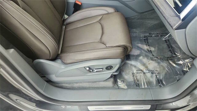 2023 Audi Q8 quattro Prestige 55 TFSI