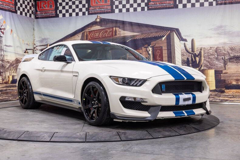 2020 Ford Mustang