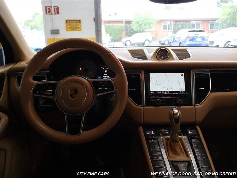 2016 Porsche Macan S