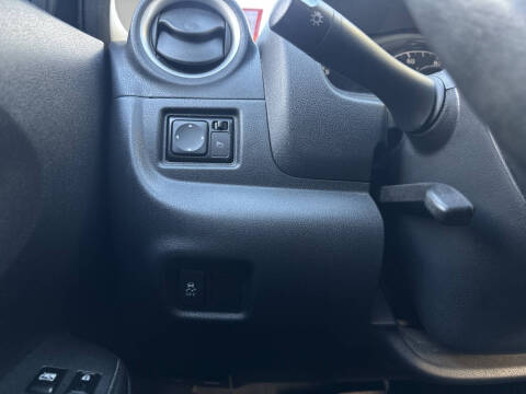 2015 Nissan Versa Note SV