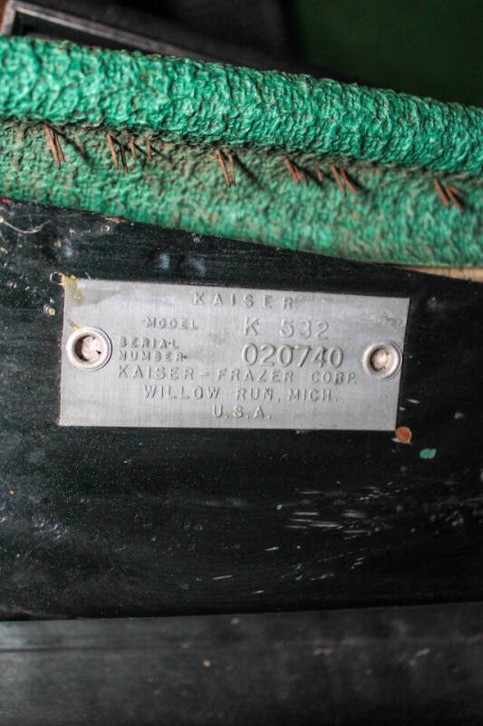 1953 Kaiser Manhattan