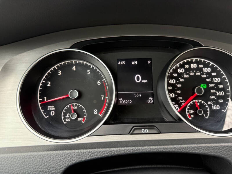 2015 Volkswagen Golf TSI S