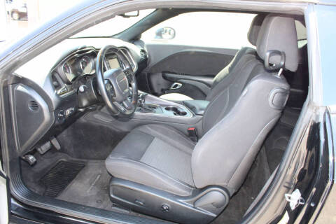 2017 Dodge Challenger SXT