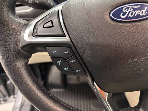 2021 Ford Edge Titanium