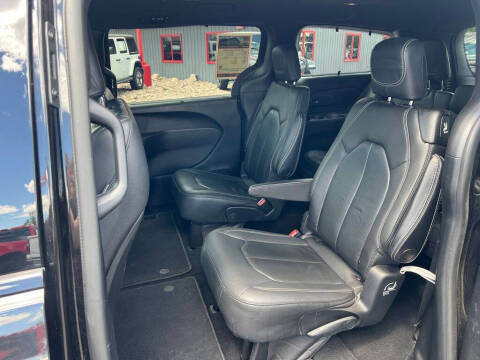 2021 Chrysler Pacifica Touring L