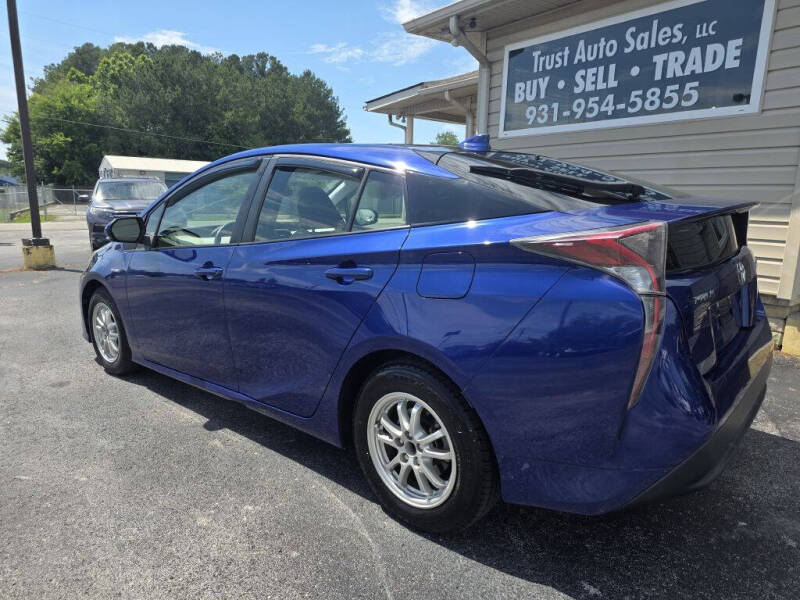 2016 Toyota Prius Two