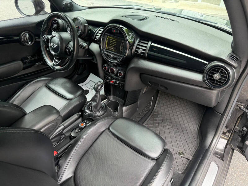 2016 MINI Hardtop 2 Door Cooper S