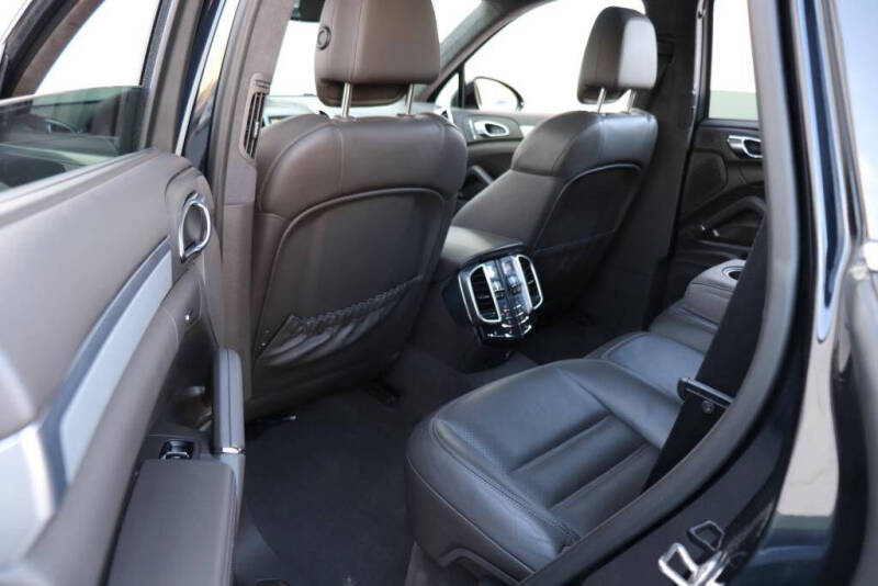 2015 Porsche Cayenne Turbo