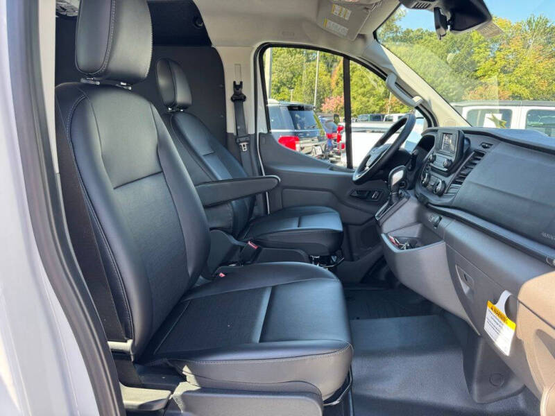 2025 Ford Transit