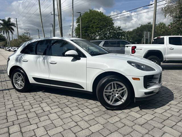 2020 Porsche Macan