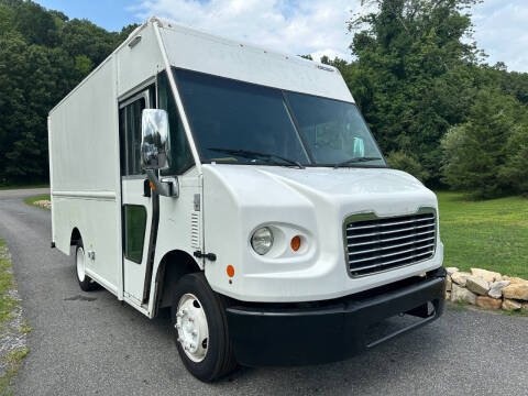 2017 Freightliner MT45 Chassis