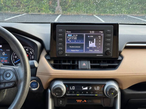 2021 Toyota RAV4 Hybrid XLE