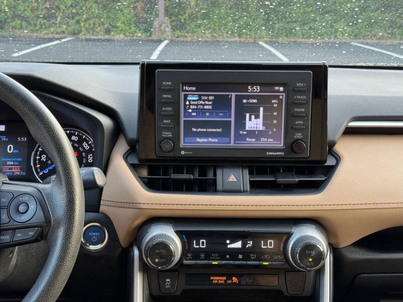 2021 Toyota RAV4 Hybrid XLE