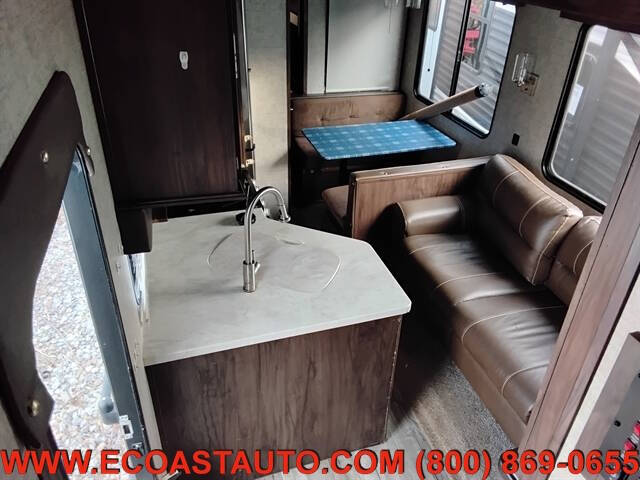 2019 ARTIC WOLF CHEROKEE