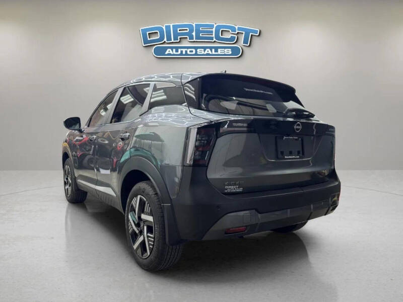 2025 Nissan Kicks SV