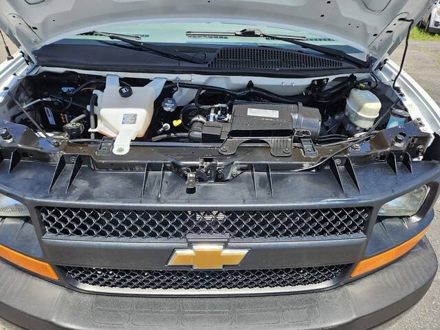 2016 Chevrolet Express 2500