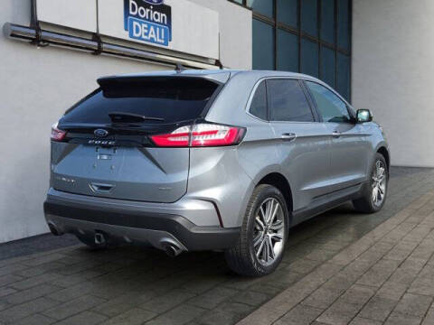 2023 Ford Edge Titanium