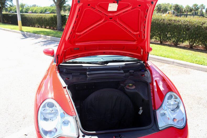 2003 Porsche 911 Carrera