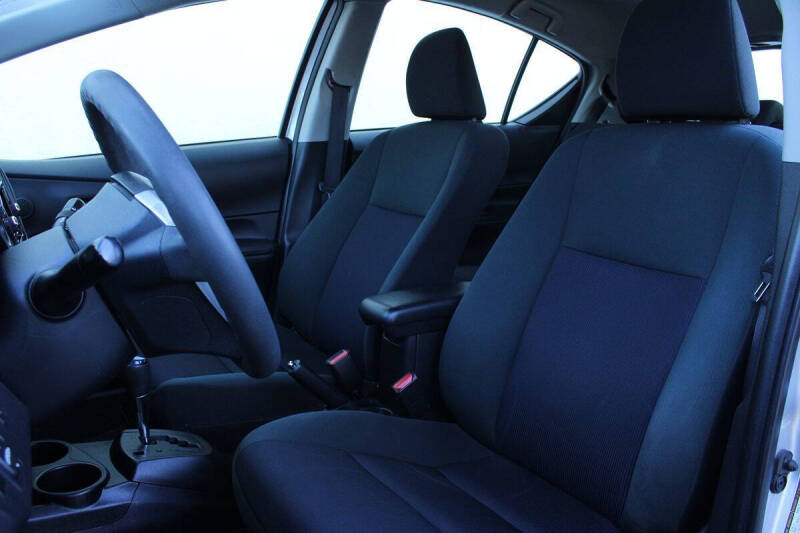 2017 Toyota Prius c One