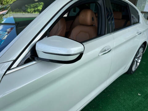 2018 BMW 5 Series 530i