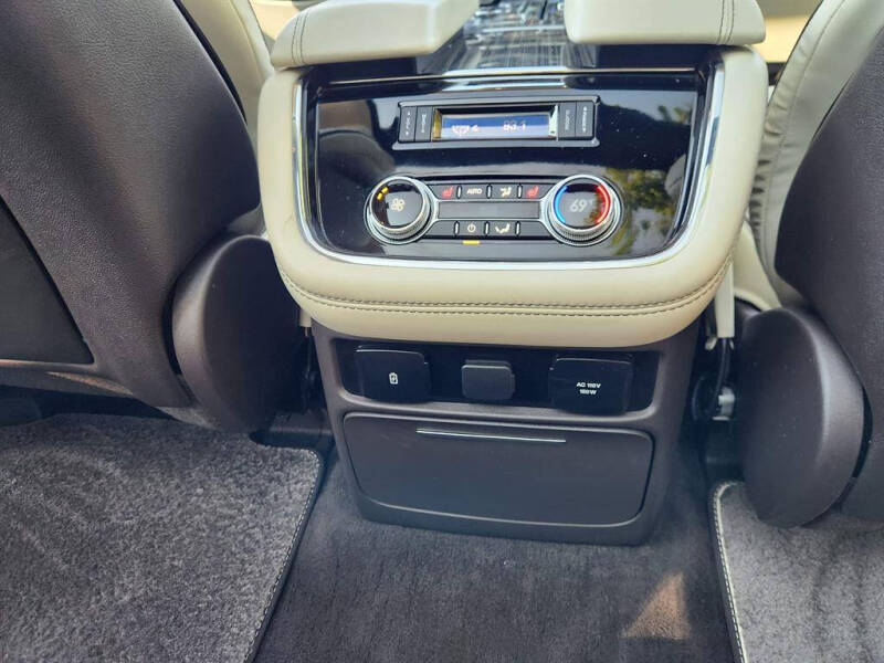 2021 Lincoln Navigator Black Label