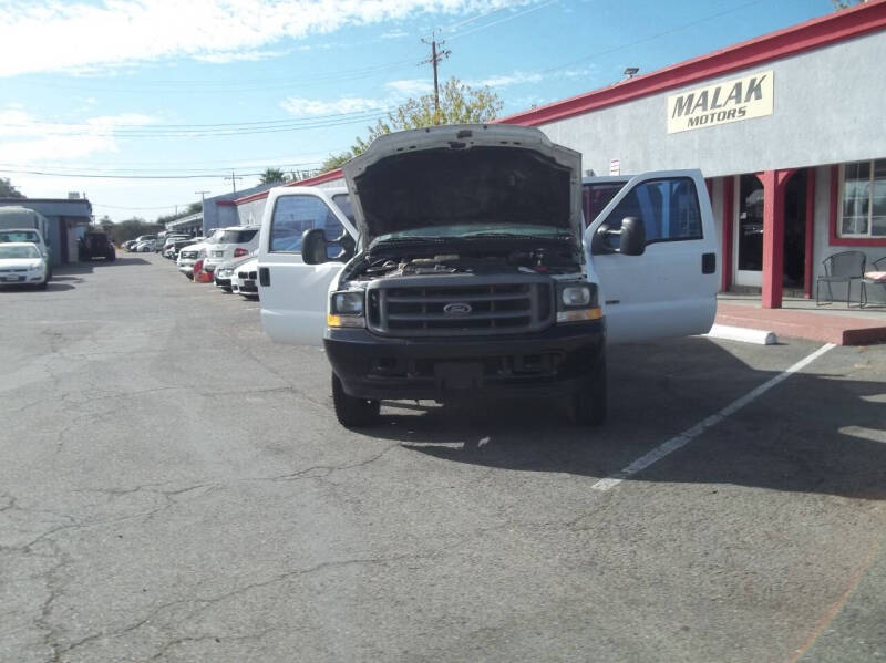 2002 Ford F-350 Super Duty XLT photo 64