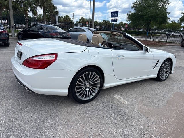 2015 Mercedes-Benz SL-Class 15
