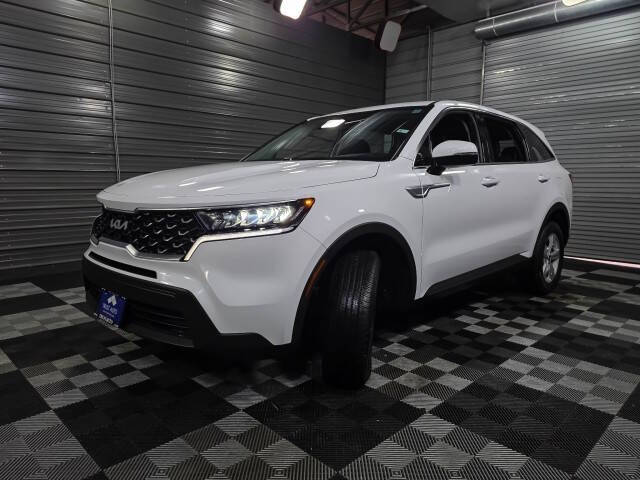 2023 Kia Sorento LX