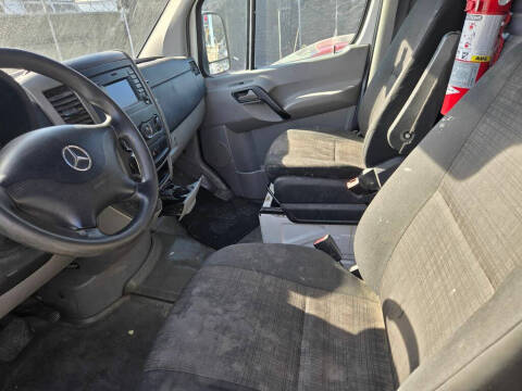 2014 Mercedes-Benz Sprinter 2500
