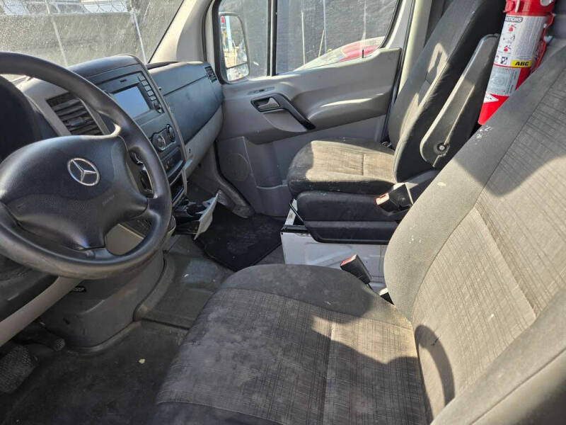 2014 Mercedes-Benz Sprinter 2500
