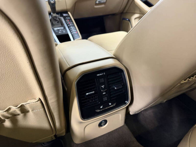 2017 Porsche Macan GTS