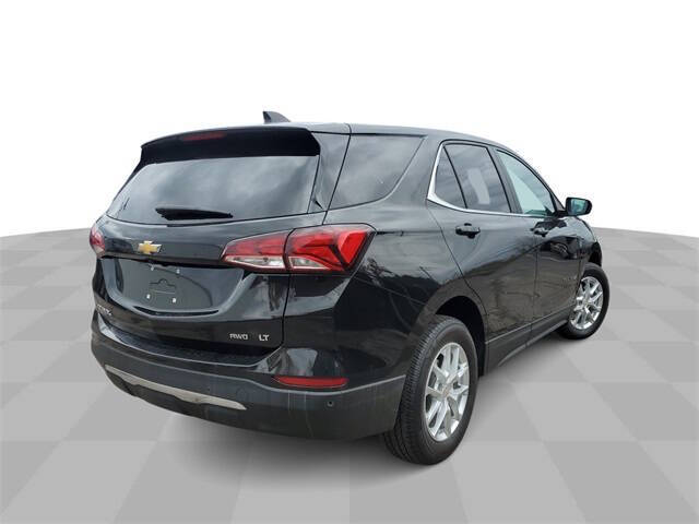 2022 Chevrolet Equinox for sale at Bowman Auto Center in Clarkston, MI