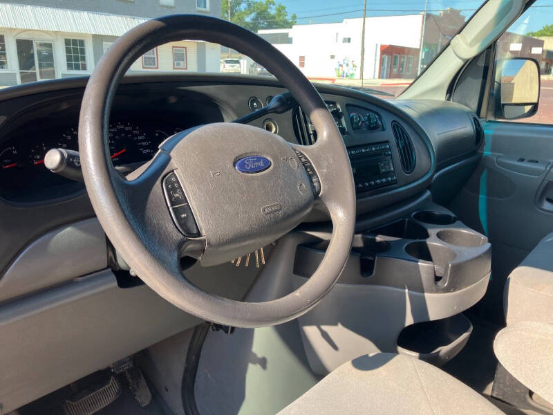 2007 Ford E-Series E-350 SD XLT