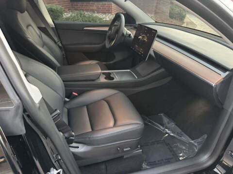 2023 Tesla Model Y Performance