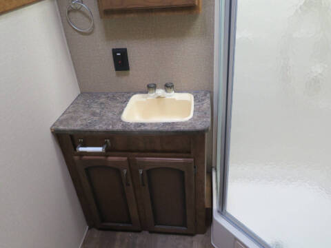 2015 Crossroads RV Zinger