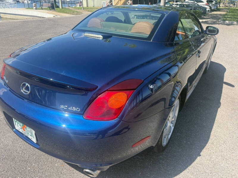 2005 Lexus SC 430