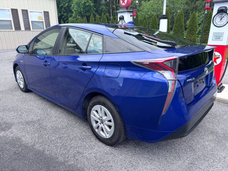 2016 Toyota Prius Two