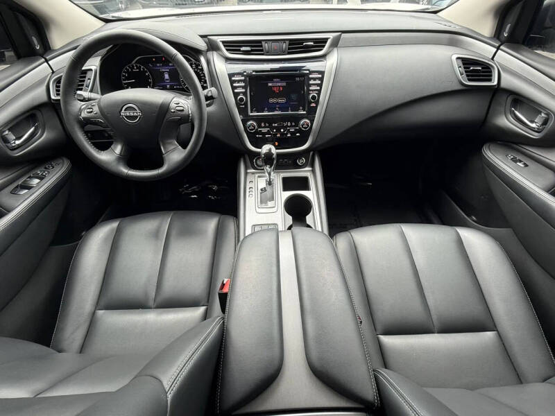 2024 Nissan Murano SV