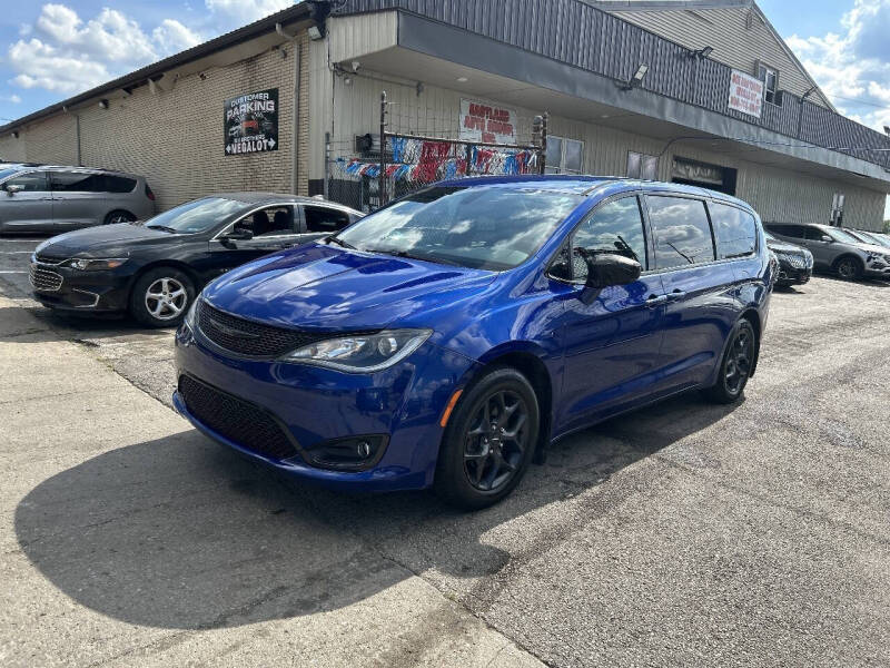 2018 Chrysler Pacifica Touring Plus