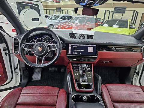 2020 Porsche Cayenne E-Hybrid