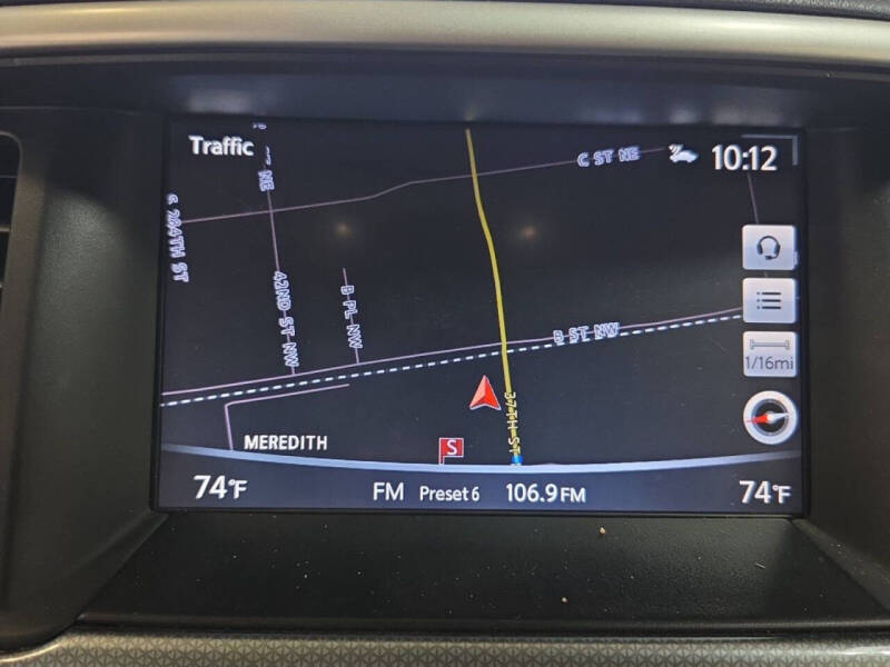 2018 Nissan Pathfinder SL