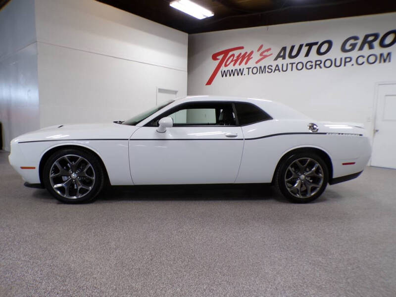 2015 Dodge Challenger SXT Plus
