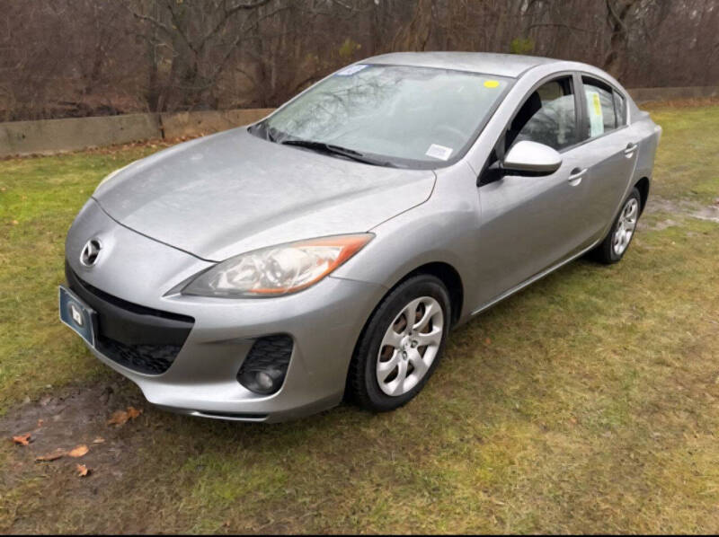 2013 Mazda MAZDA3 i SV's photo