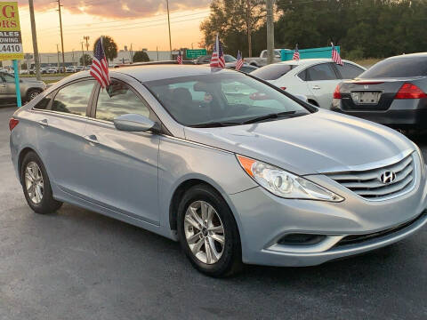 2013 Hyundai Sonata for sale at King Motors Auto Sales LLC in Mount Dora FL